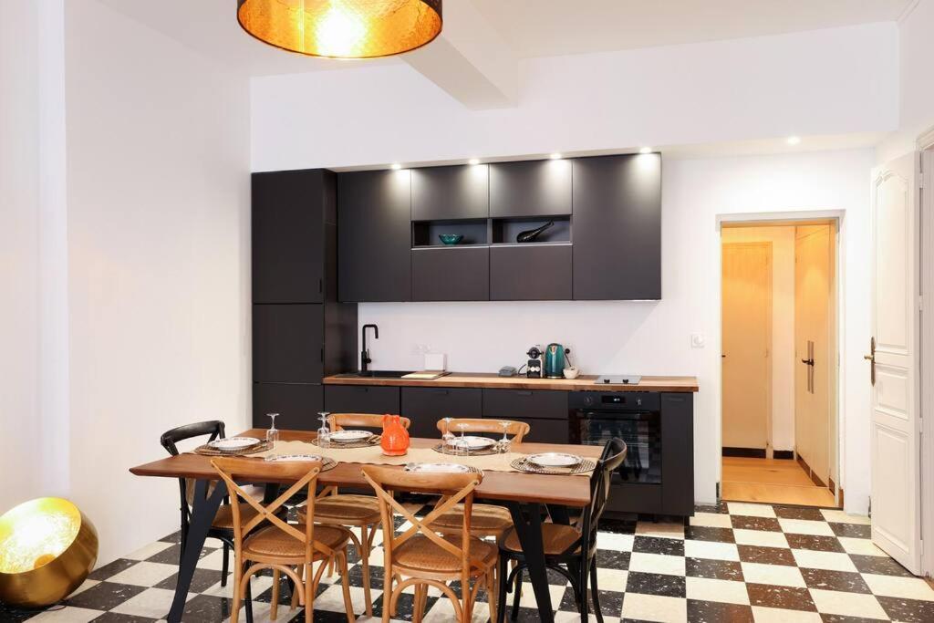 L'Hotel Particulier, 120M2, Hypercentre, Wifi / Conciergeriedamecarcas Каркассонн Екстер'єр фото